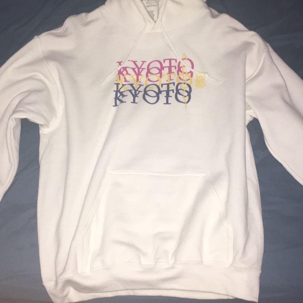 COPY - White hoodie